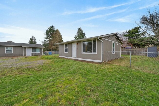 Building Photo - Ryde LLC