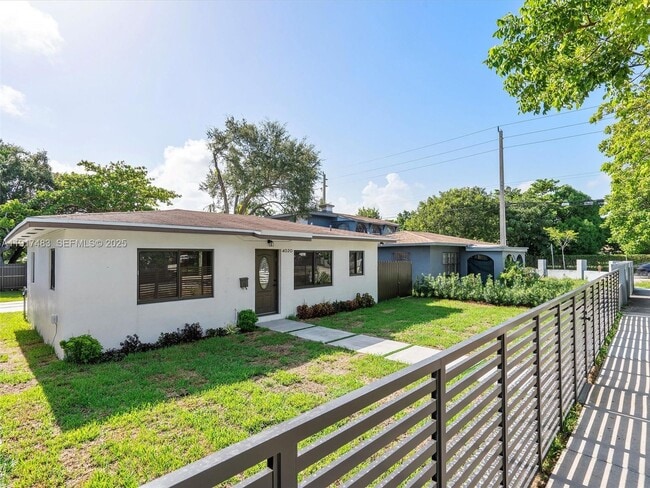 Building Photo - 4020 NW 1st Ave