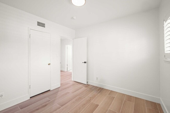Building Photo - Stylishly Remodeled 4-Bedroom Home in Prim...