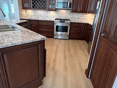 Building Photo - Spacious Luxury Pool Home | 4BR + Office + 3-Car Garage