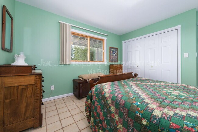 Building Photo - 61180 48th Ave