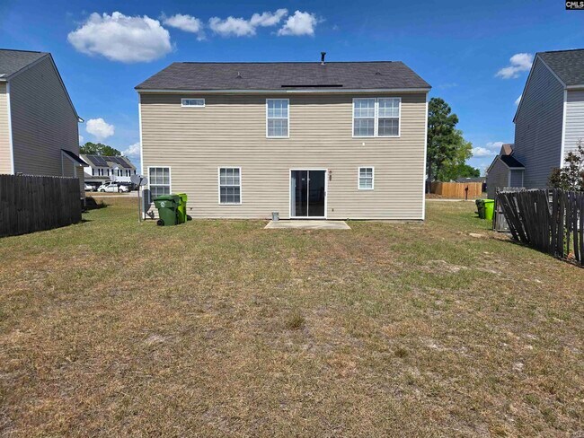 Building Photo - 132 Fox Grove Cir