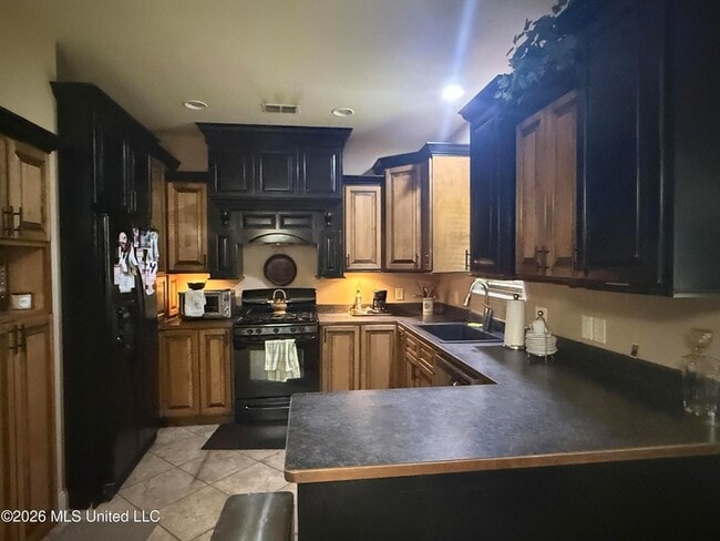 Building Photo - 4294 Popp's Ferry Rd