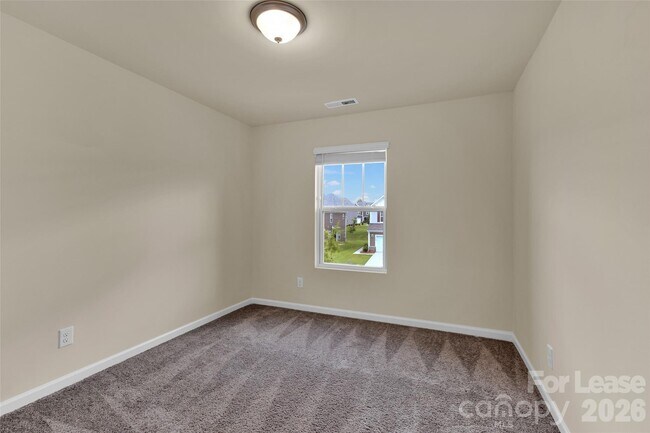 Building Photo - 2777 Yeager Dr NW