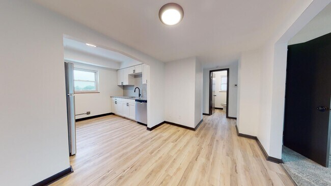 Building Photo - Parma - Ridgewood Lofts - 2 Bedroom - 1 Bath