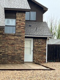 Building Photo - 5708 Coral Cir