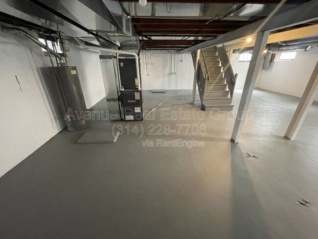 Building Photo - 2944 Moniteau Dr