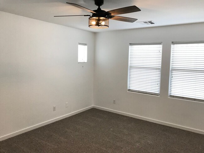 Building Photo - 3 bed in Lyons Gate, Gilbert!