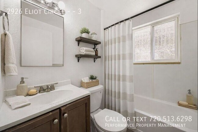 Building Photo - 2926 Eliot Cir