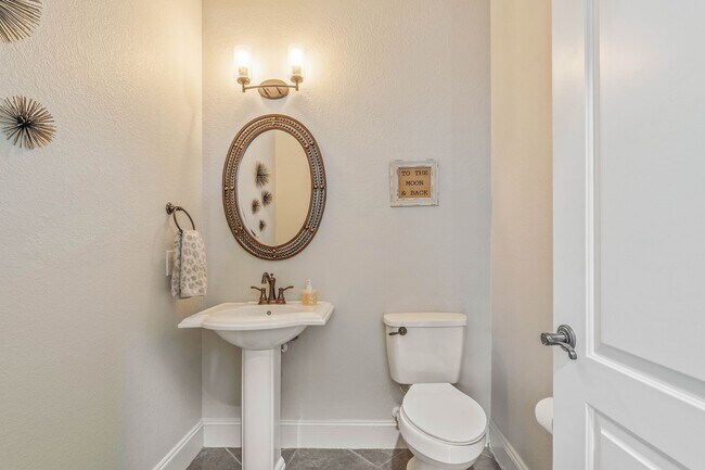 Building Photo - 7603 Hogan Bridge Court