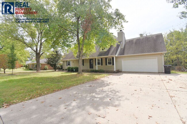 Building Photo - Amazing 4 bd 3 bath home! Fenced-in yard, Attached garage and Bonus room, washer & dryer included!