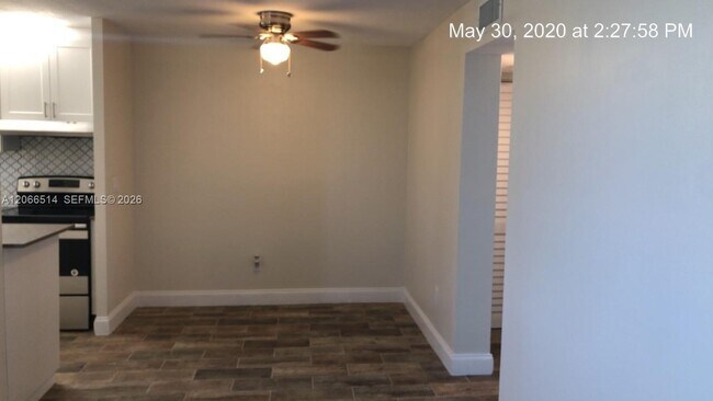 Building Photo - 1801 S Treasure Dr