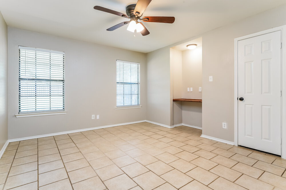 Building Photo - 602 Laurel St