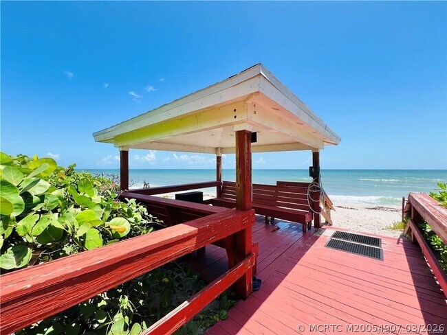 Building Photo - 7410 S Ocean Dr