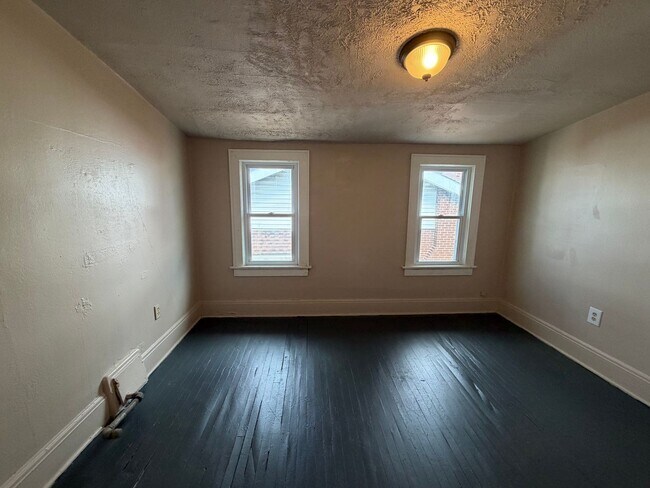 Building Photo - 868 Aberdeen St