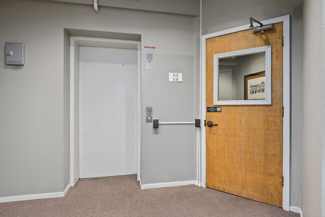 Building Photo - 1406 Harvard Ave