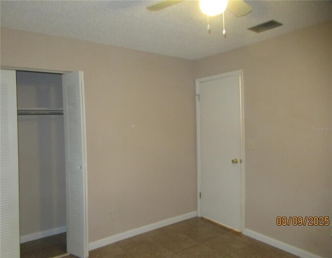 Building Photo - 2506 Mary Sue St