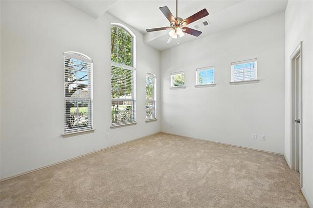 Building Photo - 520 Smoke Tree Dr