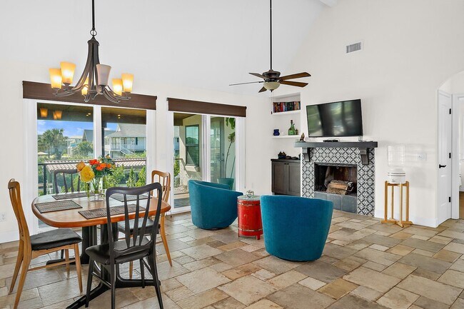 Building Photo - 8851 A1A S