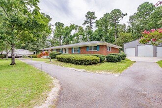Building Photo - 607 3rd St Ext