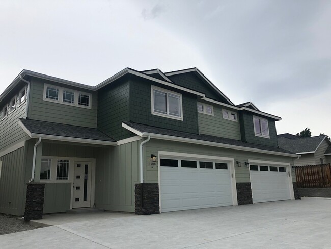 Building Photo - 15081510