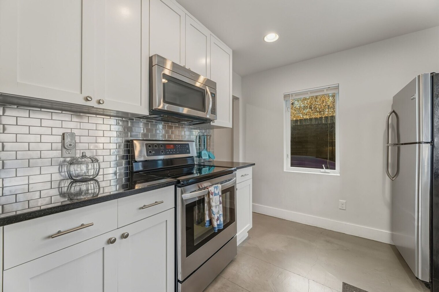 Building Photo - 512 Bouldin Ave