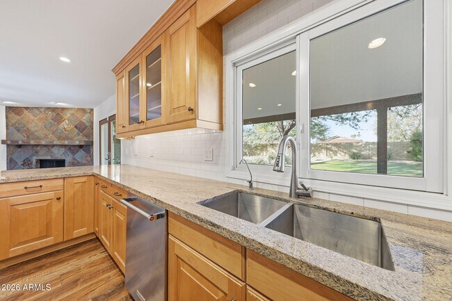 Building Photo - 11236 North 42nd Pl