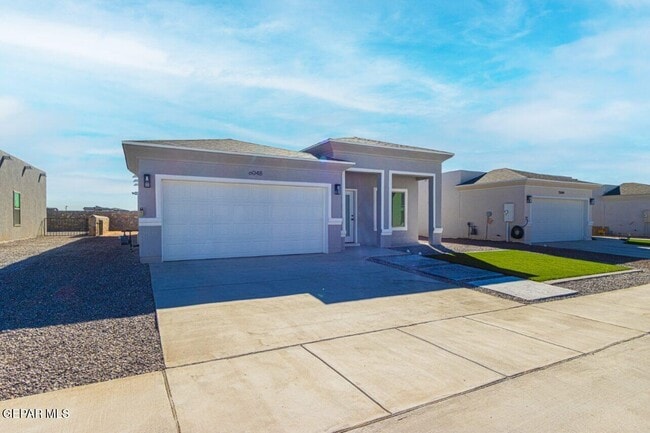 Building Photo - 500 E San Antonio Ave