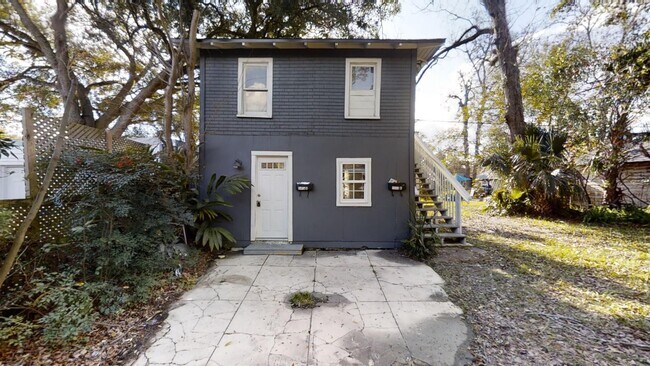 Building Photo - 1414 Ingleside Ave