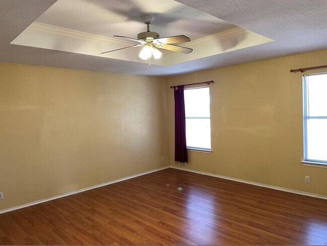 Building Photo - 1601 Lloydminister Way