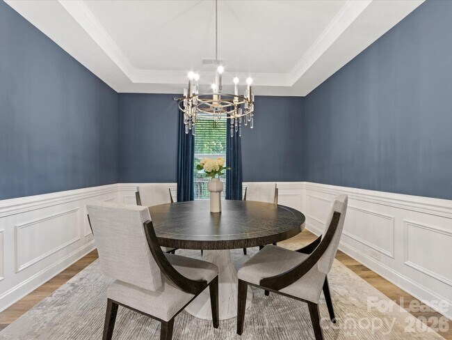 Building Photo - 2314 Creekmere Ln