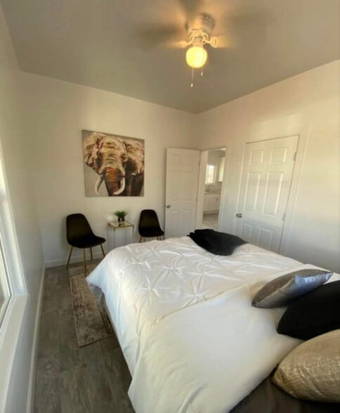 Building Photo - 1533 E Garfield St