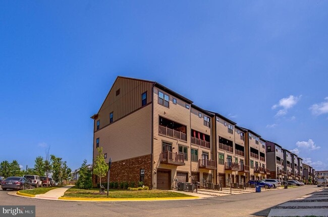 Building Photo - 1743 Dunnington Pl