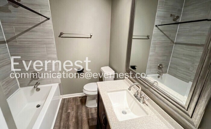 Building Photo - 3340 Roadrunner Trail