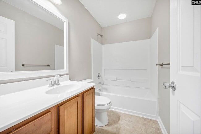 Building Photo - 153 Pennsylvania Ct