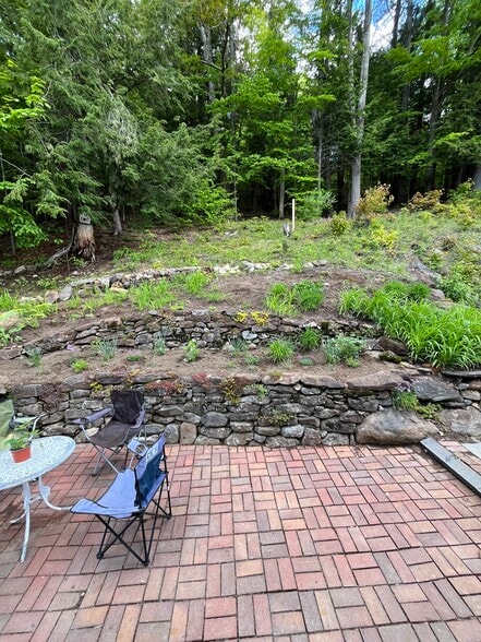 Building Photo - 326 Reservoir Dr