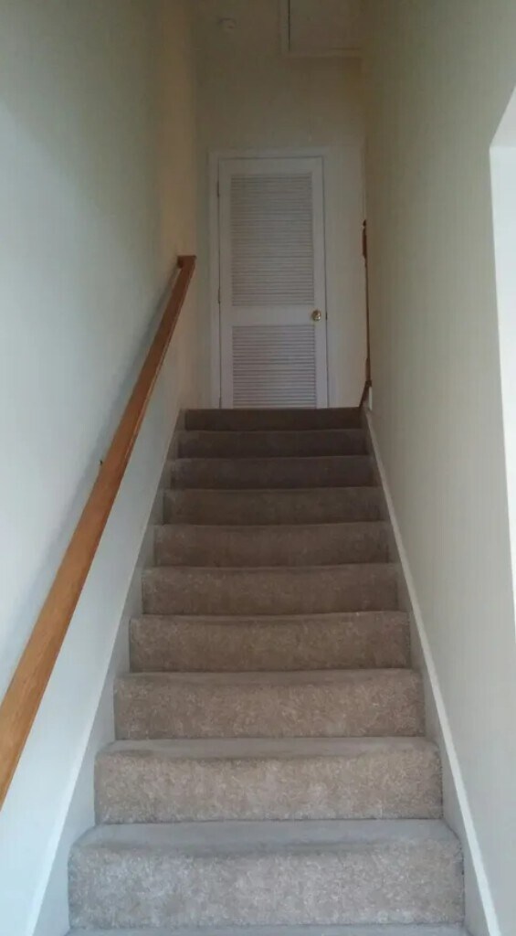 Building Photo - 207 Dakota Dr