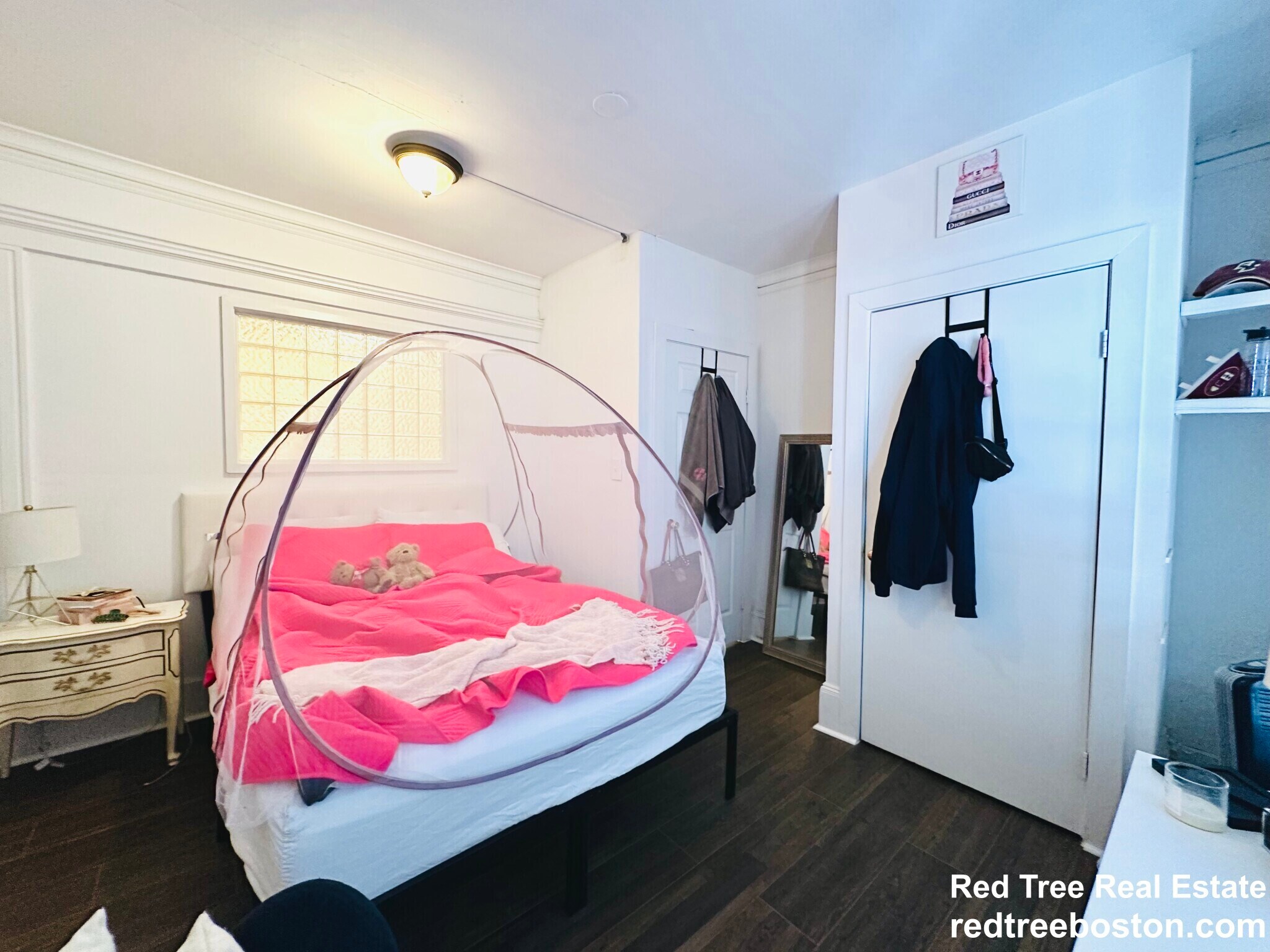 Apt 6 - 452 Park Dr