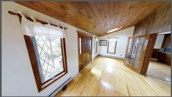 Building Photo - 63 Johnson St