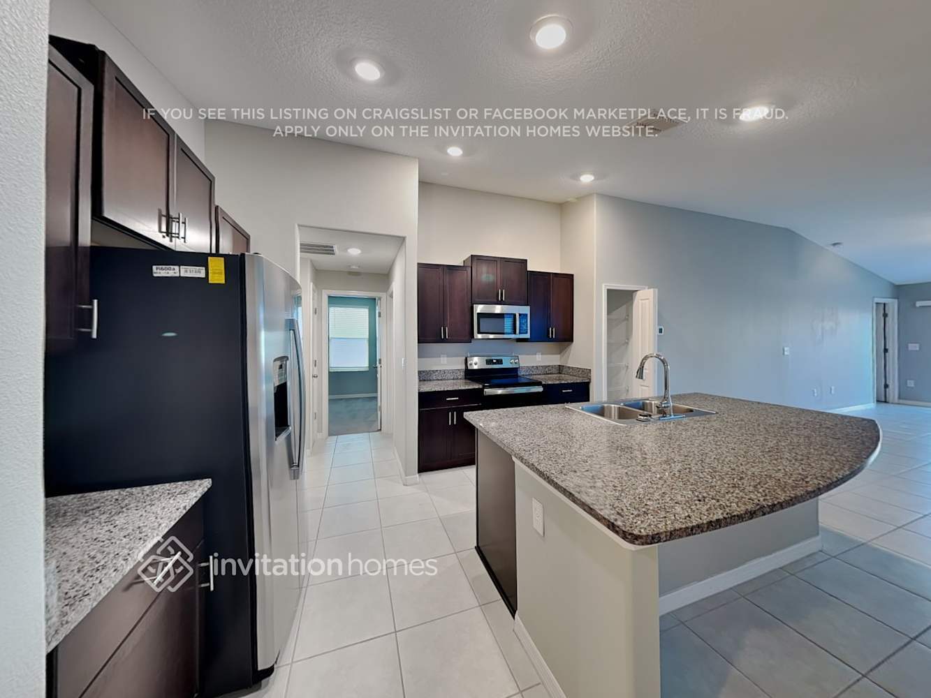 Building Photo - 2210 Treesdale Ave