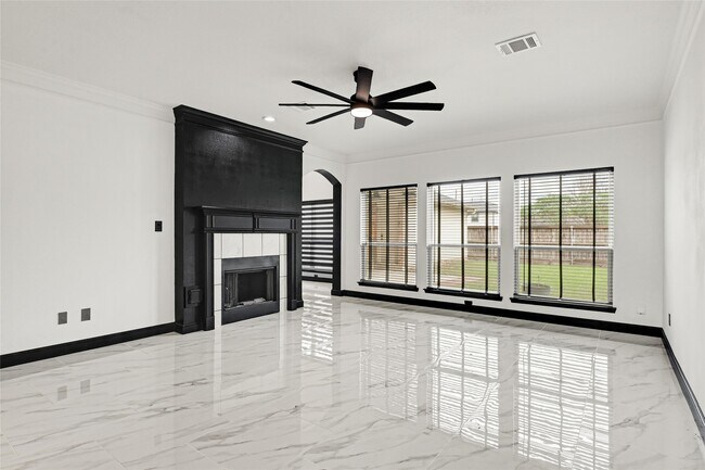 Building Photo - 11915 Helene Ct