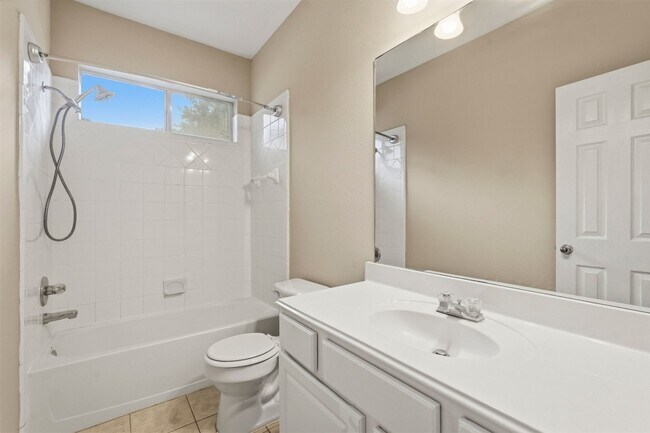 Building Photo - 7910 Masonwood Ln