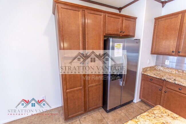 Building Photo - 21139 E Cherrywood Dr