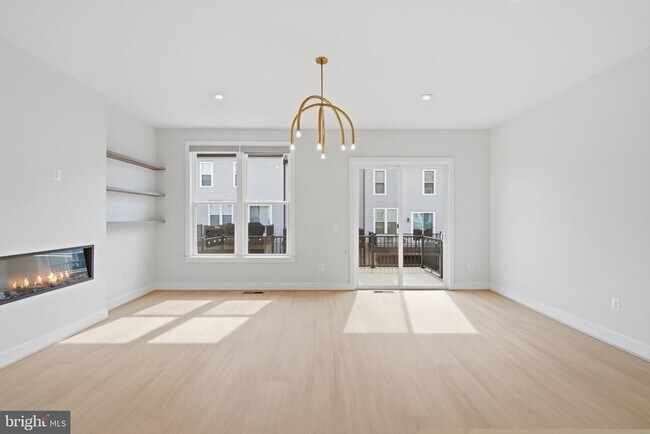 Building Photo - 2389 Liberty Lp