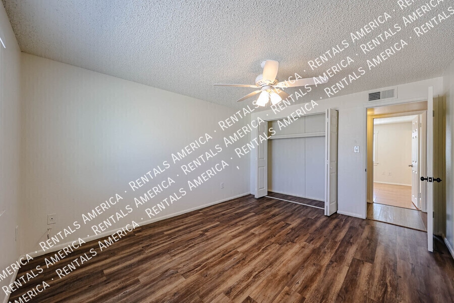 Building Photo - 14029 N 38th Pl