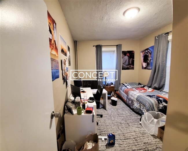 Building Photo - 6A Sunset St. Unit 2