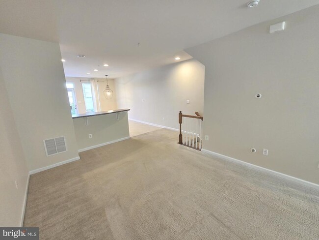 Building Photo - 705 S Macon St.