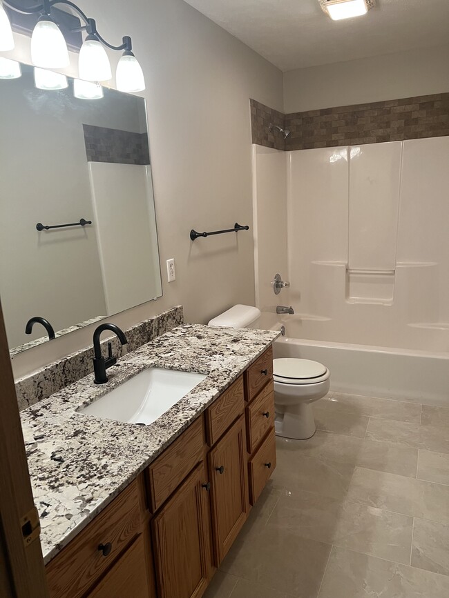 Building Photo - 11913 Seven Pines Dr