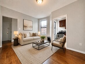 Building Photo - 571 W 159th St