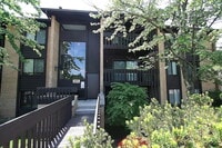 Building Photo - 6143 Knoll Wood Rd